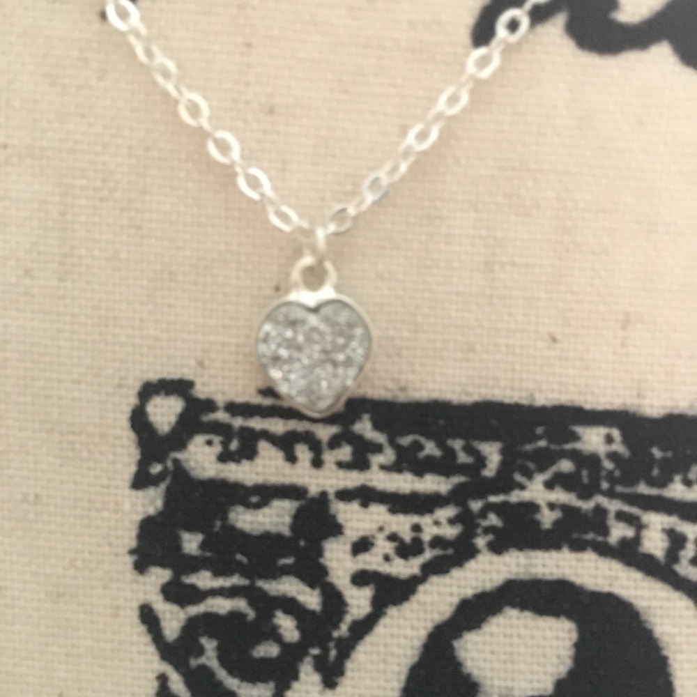 🎉13XHP🎉 Silver Druzy Heart Necklaces - Picture 5 of 7